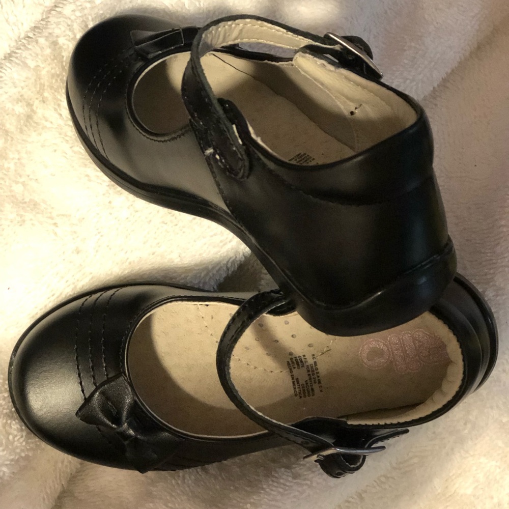 Toddler Rilo Black shoes Size 7